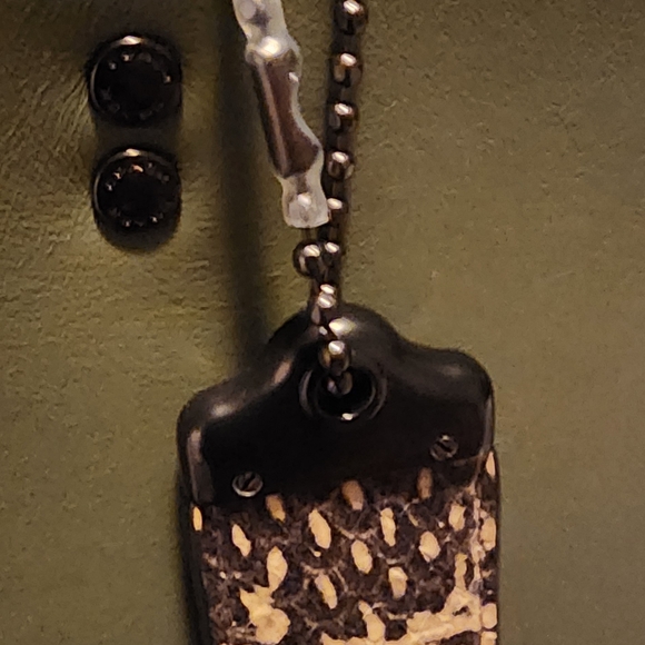 Coach Rogue Size 25. Olive Green Shoulder Bag with Animal Print Accents - Picture 4 of 17